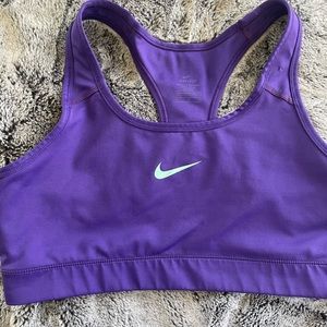 Women’s Nike Dri Fit Sports Bra